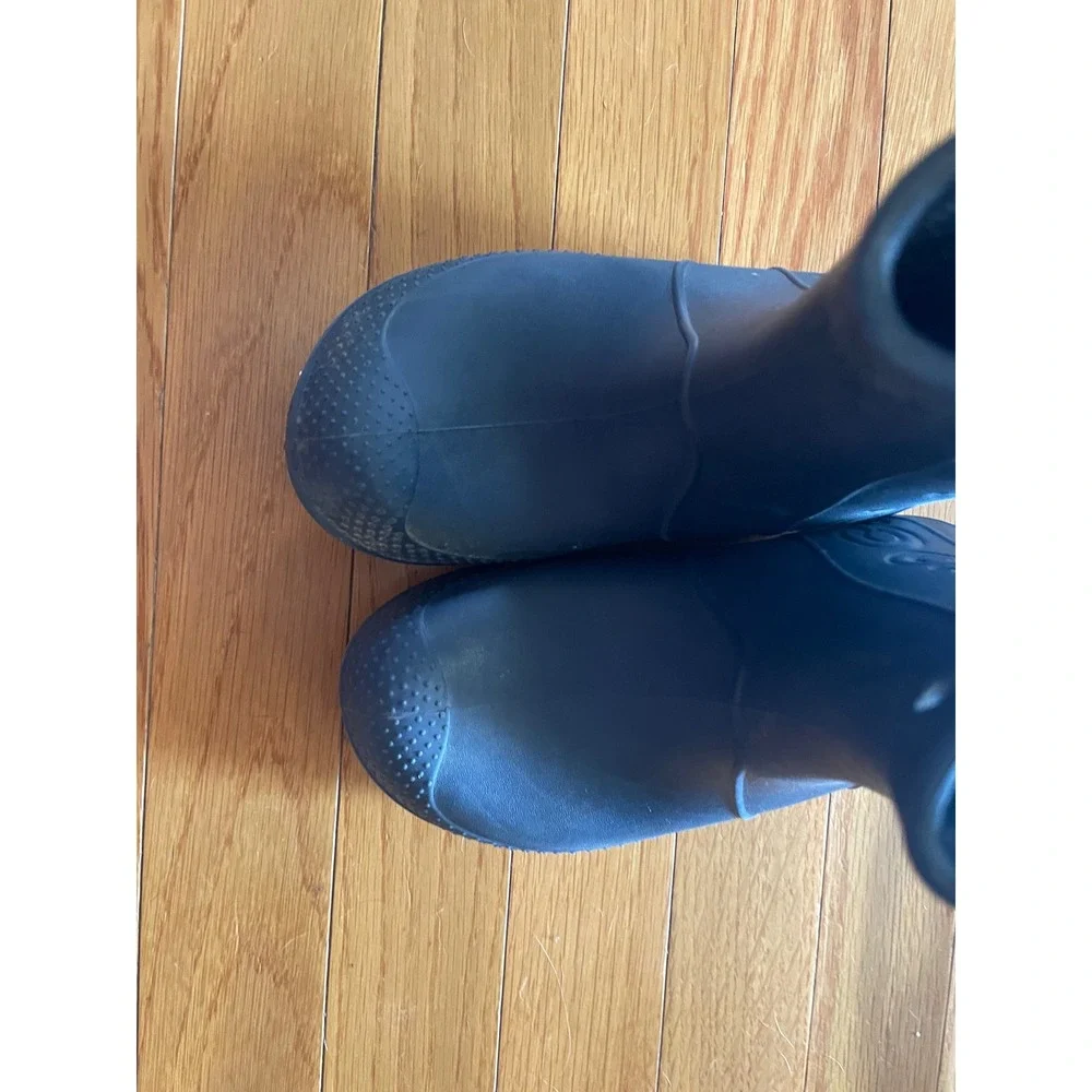 Crocs Handle It Rain Boots Navy Blue Kids Waterproof Pull On J1